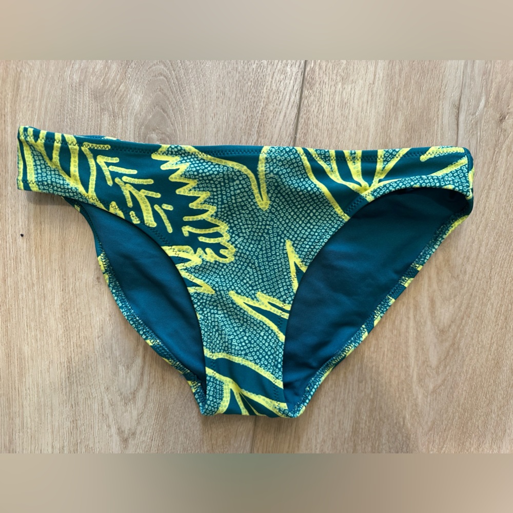 Aerie swim bottoms